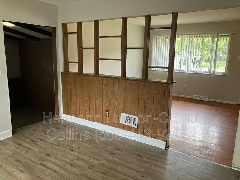 Saint Louis House: 9609 Dromore Court