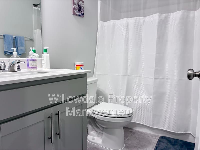Raleigh Townhome: 158 Zealand Ct