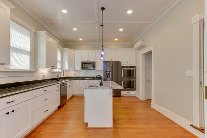 Portsmouth House: 1051 Naval Ave