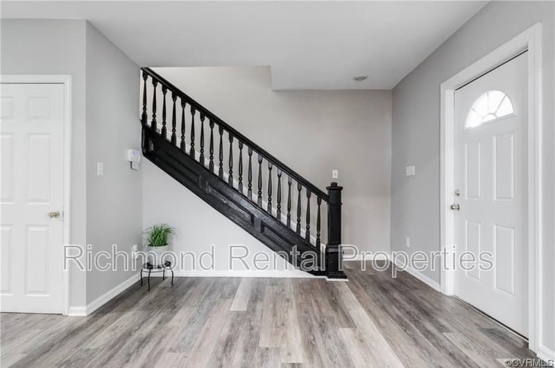 Richmond House: 3117 2nd Avenue