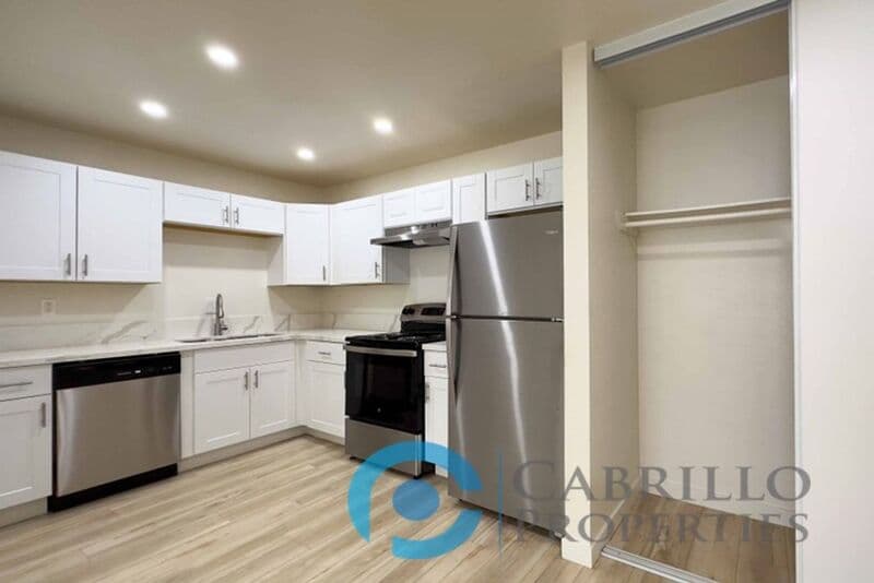 San Diego Condo: 8453 Carlisle Drive
