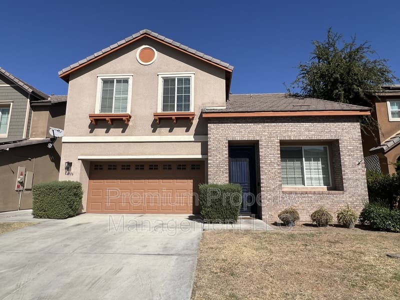 Bakersfield House: 8316 Prentice Hall Drive