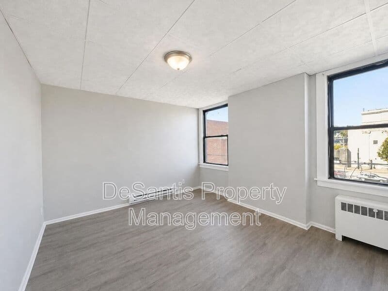 Homestead Condo: 810 Amity Street