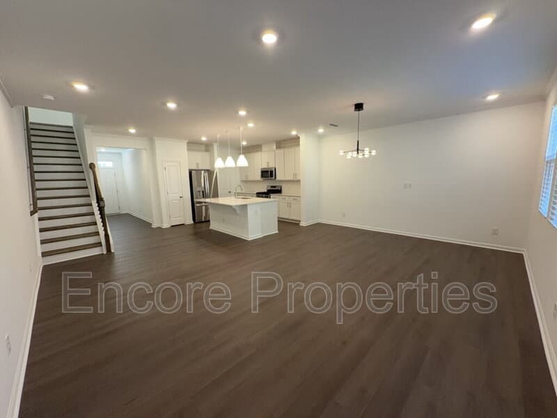 Apex Townhome: 224 Deercroft Drive