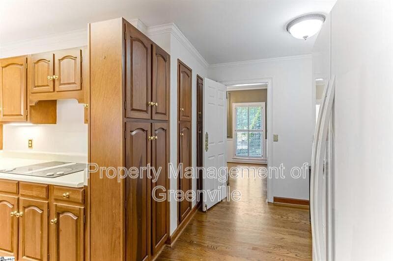 Greenville Townhome: 110 Kilkenny court