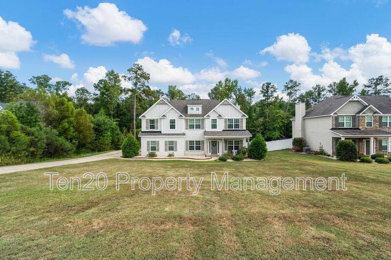 Fortson House: 121 Hart Preserve Drive