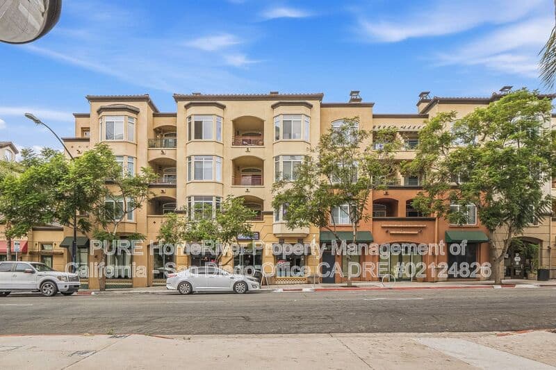 San Diego House: 2400 5th Avenue