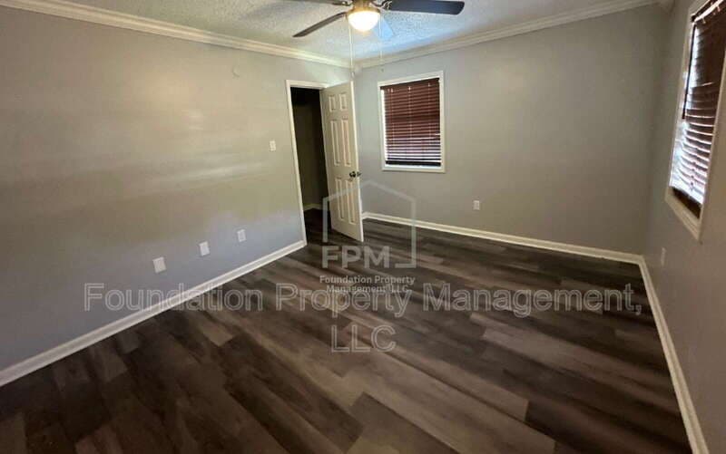 Hernando House: 2701 College Street