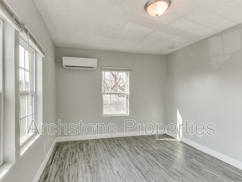 Oklahoma City Townhome: 1231 North Grand Boulevard