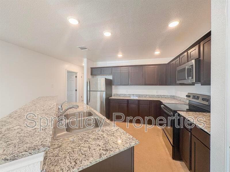 Temple Condo: 9130A Winding Ct