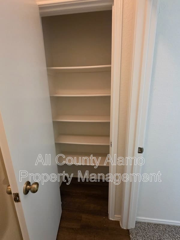San Antonio Condo: 3439 Ridge Smoke