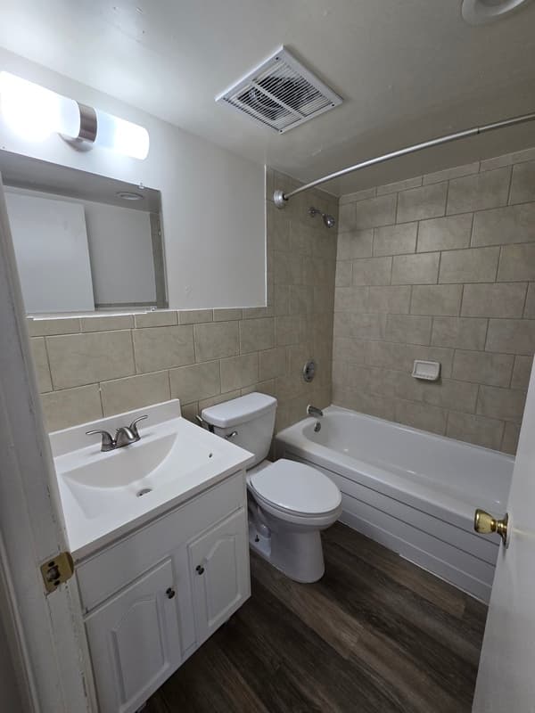 Richmond Condo: 311 w Franklin St