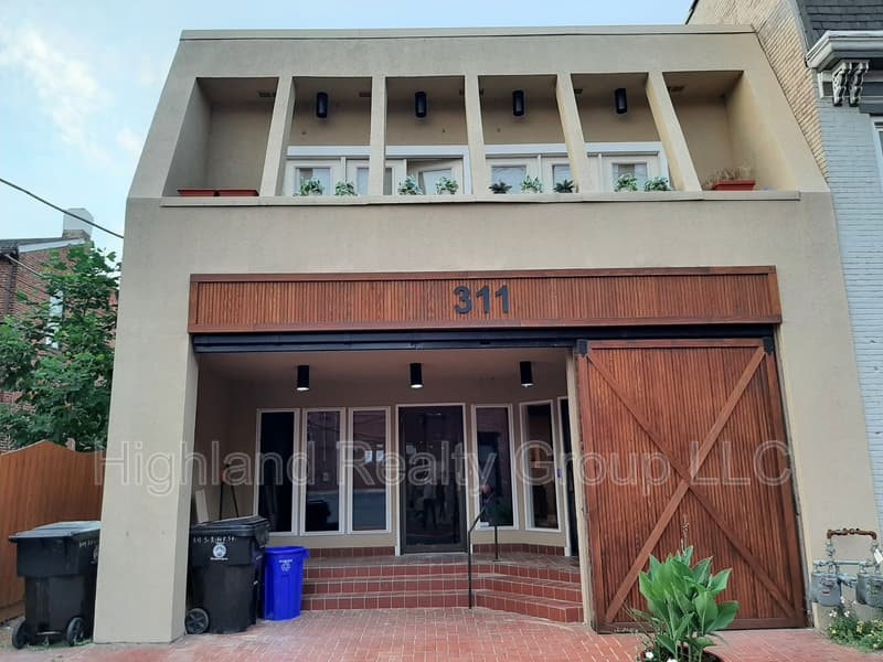 Harrisburg Condo: 311 South River Street - 1st flr rear