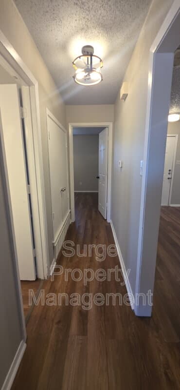 Benbrook Condo: 233 Vista Way