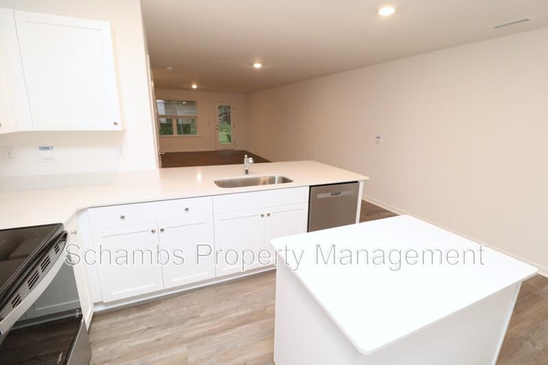 Raleigh Townhome: 5810 Brambleberry Way