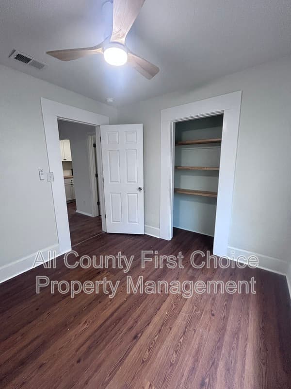 St. Petersburg House: 3928 1st Ave N