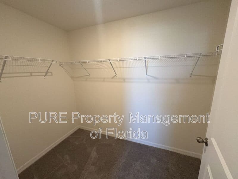 Ocala House: 5527 SW 43rd Ct
