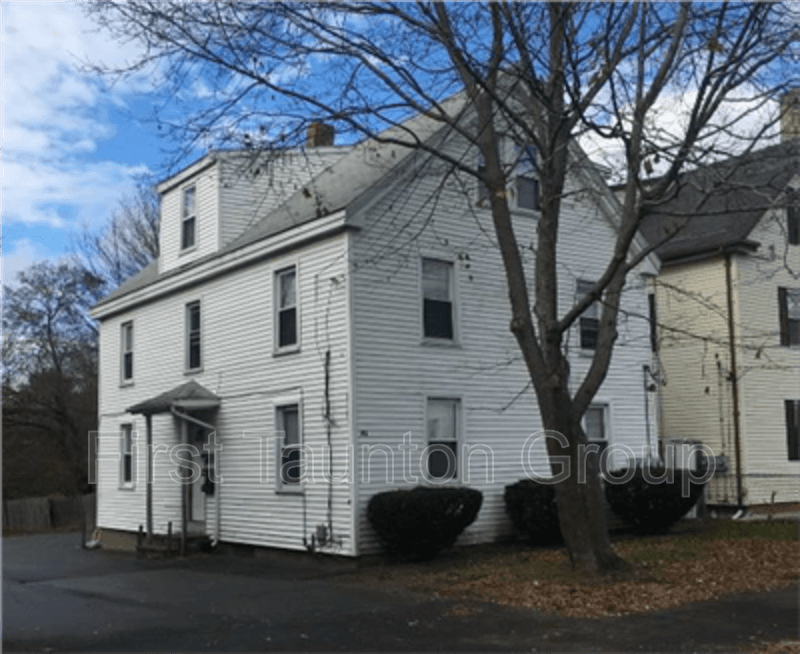 Taunton Condo: 46 Park Street Floor 2