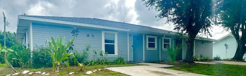 Englewood Condo: 9272 Anita Avenue