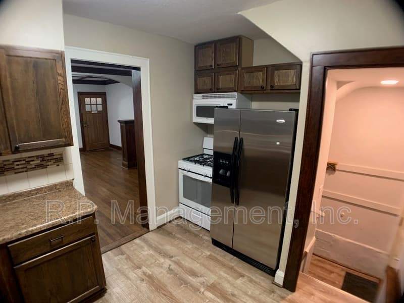 Saint Paul Condo: 1150 Central Ave W