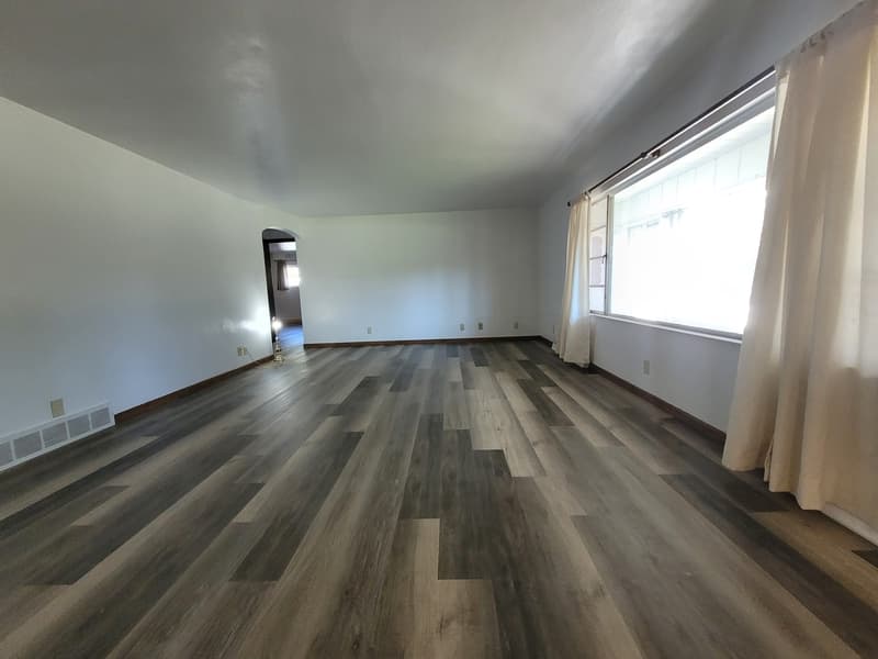 Appleton House: 4939 North Meade Street