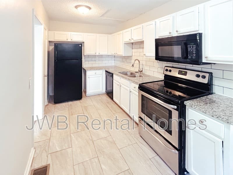 Jacksonville Condo: 3116 Belden St #2