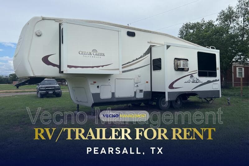 Pearsall House: 1819 County Road 1001 - 101