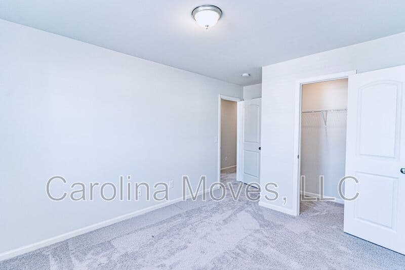 Inman House: 638 Farmstead Trail