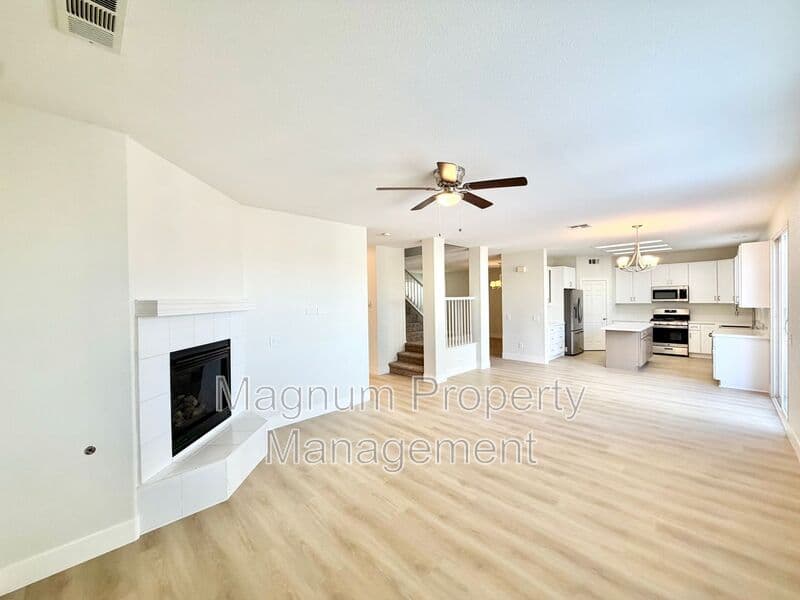 Temecula House: 46383 Vianne Ct