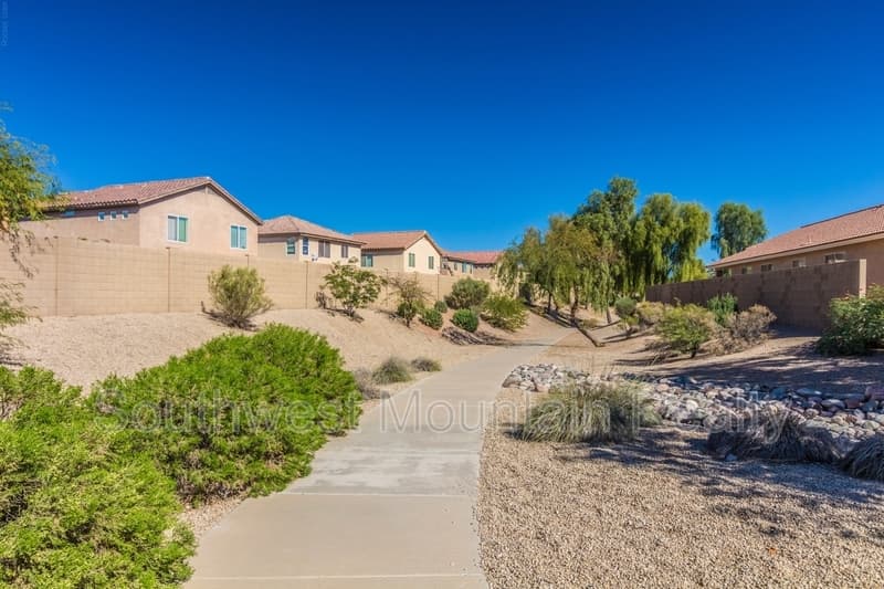 Coolidge House: 1333 W Pima Avenue