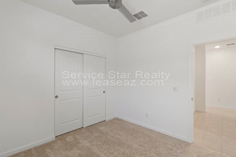 Surprise House: 25285 N 144th Ln