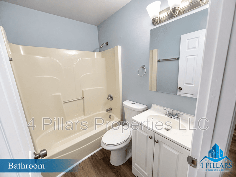 East Chicago Condo: 803 East Chicago Avenue