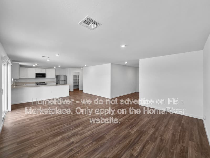Arizona City House: 13211 S Jamaica Cir
