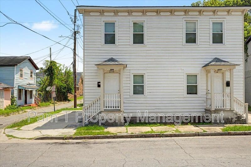 Savannah Townhome: 814 Ott St