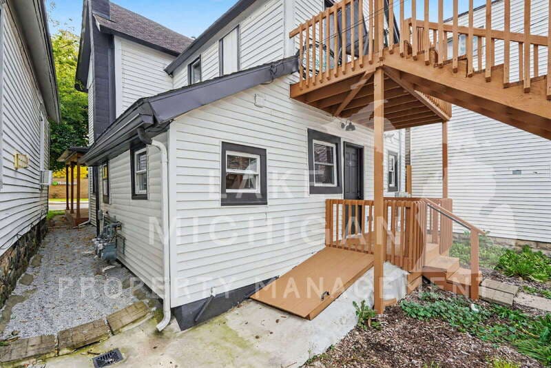 Grand Rapids Condo: 909 Bridge Street NW