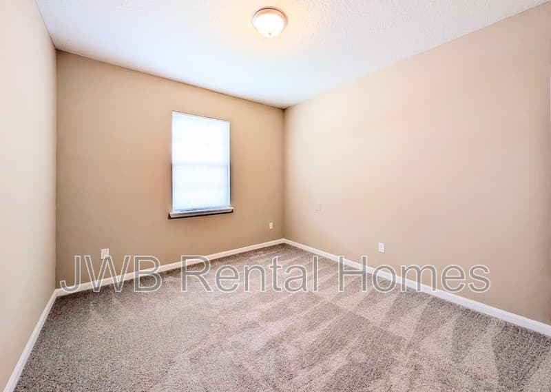 Jacksonville House: 7394 Steventon Way