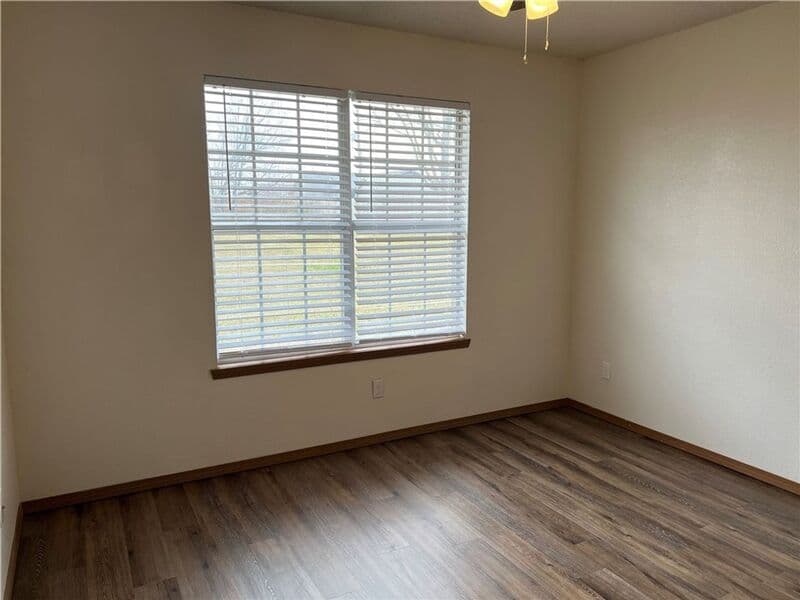 Bentonville Condo: NW 12th St
