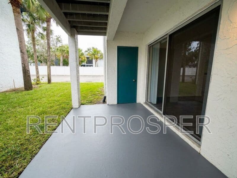 Orlando Townhome: 4419 S. Semoran Blvd