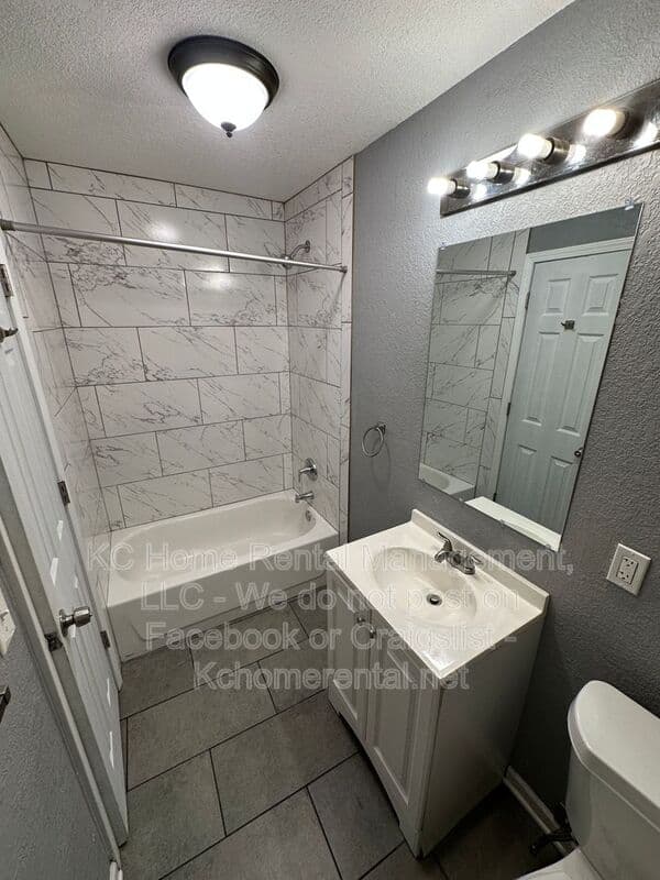Kansas City House: 4323 Paseo Blvd