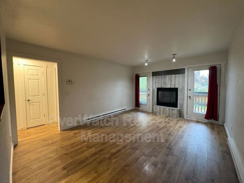 Anchorage Condo: 8601 Molanary Dr