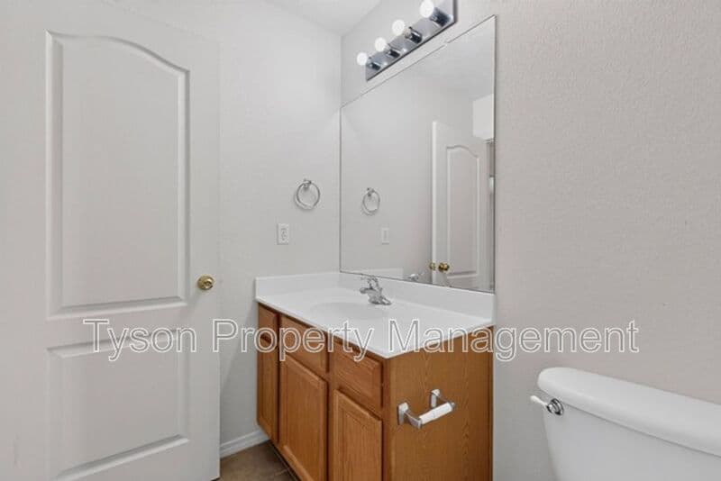 Albuquerque House: 2736 Blue Sky St SW