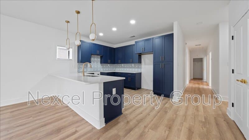 Memphis House: 1072 Bruce Street