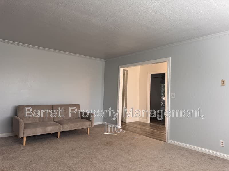 Penn Valley House: 14135 Lodgepole Drive