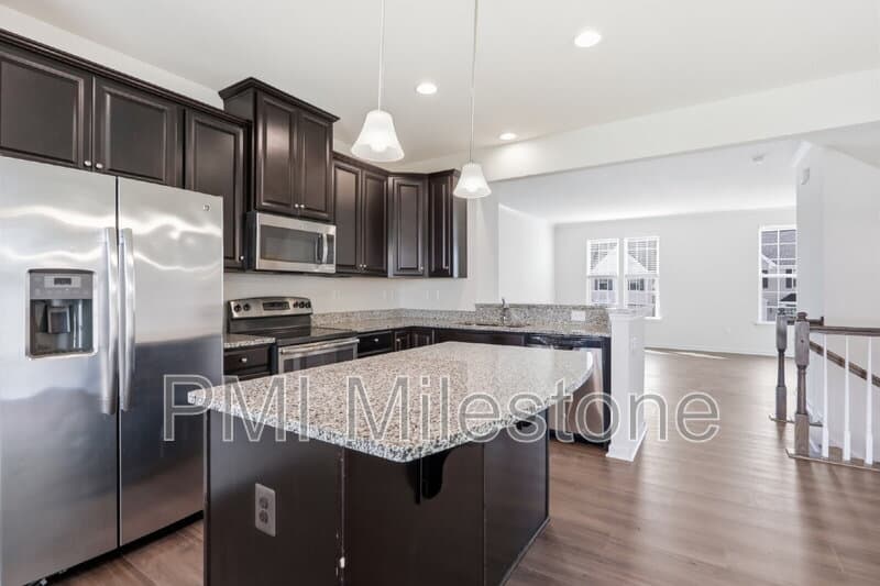 Falling Waters Townhome: 72 Norwood Dr