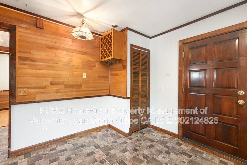 San Diego House: 1535 Meade Avenue