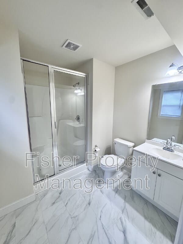 Richmond House: 2212 Carrington St
