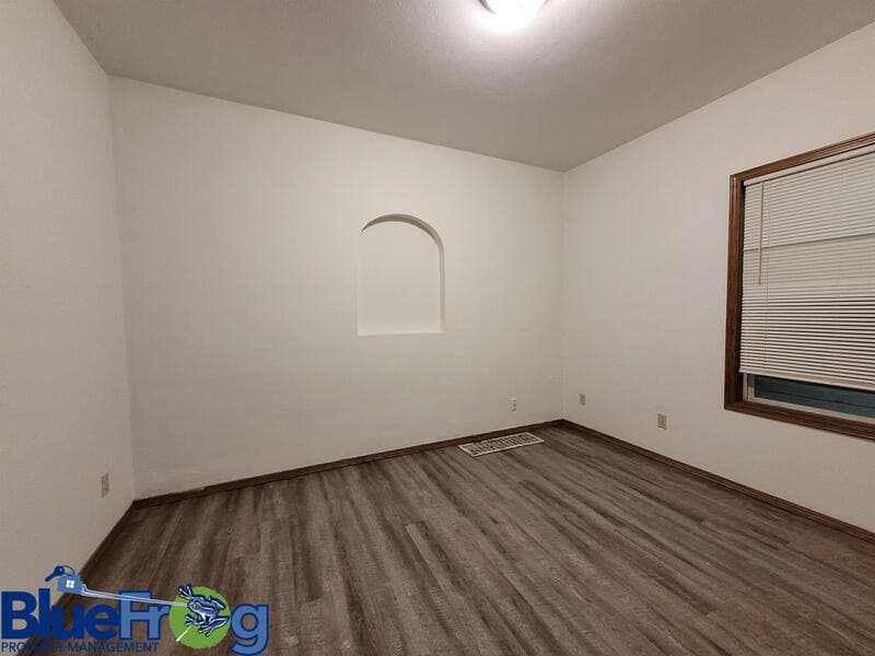 Green Bay House: 404 13th Avenue