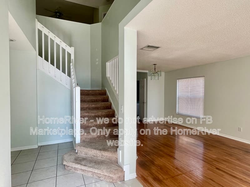 Riverview House: 9810 Sunnyoak Dr