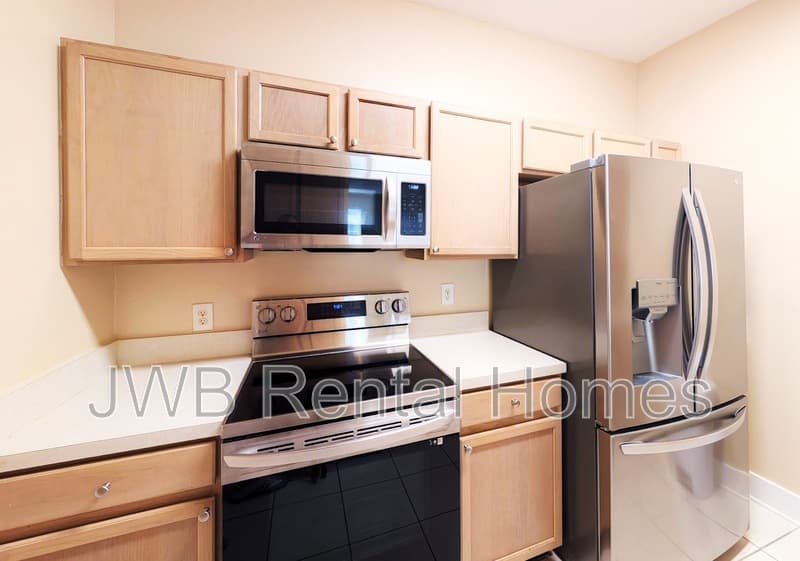Jacksonville Condo: 10550 Baymeadows Rd #322