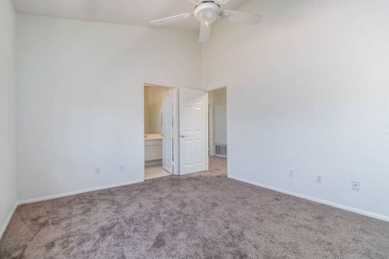 Temecula House: 32579 Valentino Way